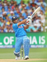 एम एस धोनी